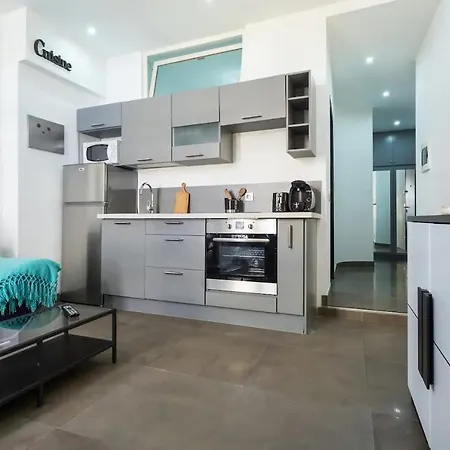 Feel - France 15 Appartement